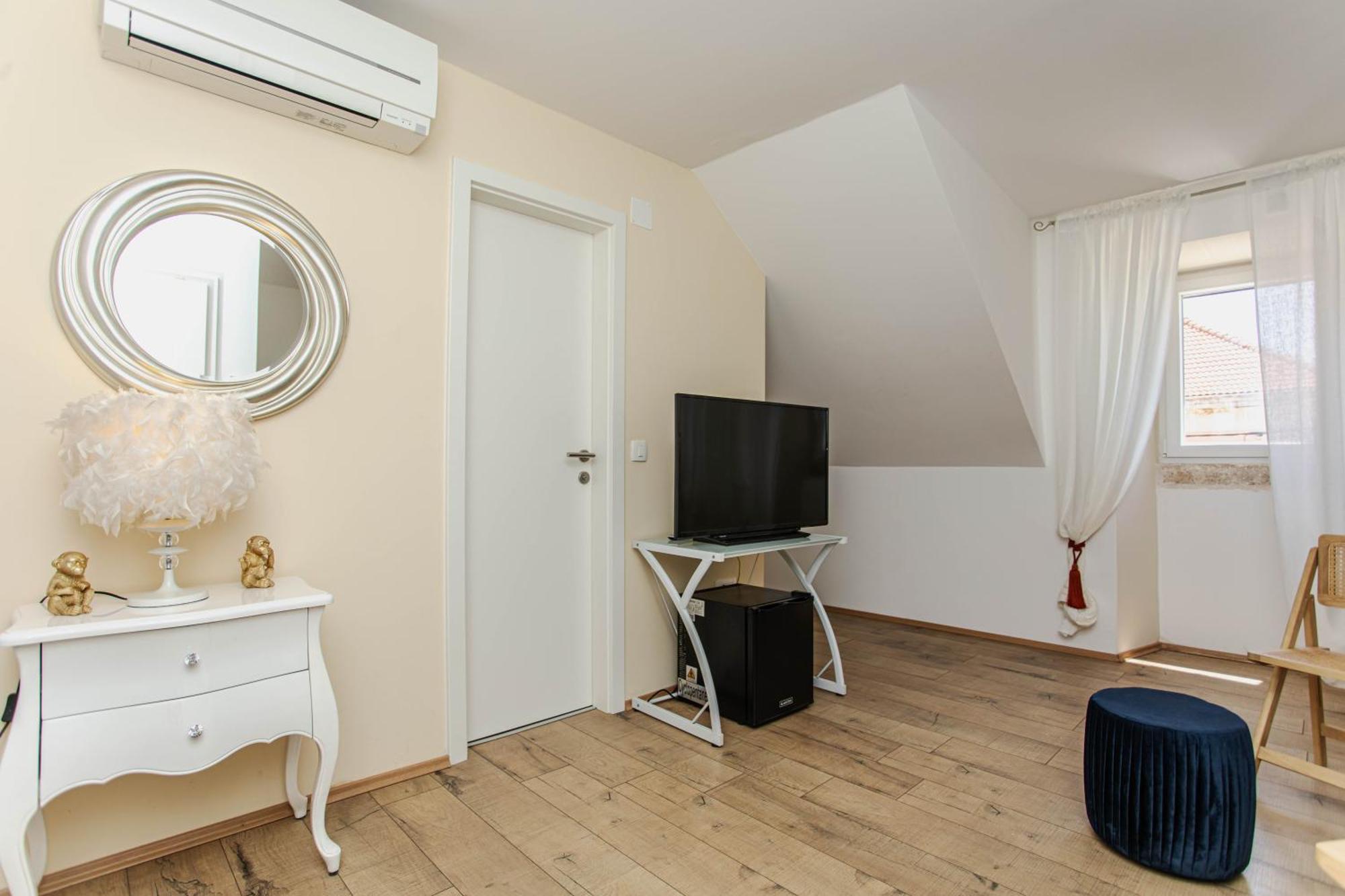 Guesthouse Mimbelli Orebić Buitenkant foto